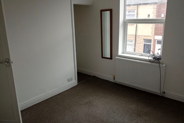 11 , North Street, Rotherham photo 5