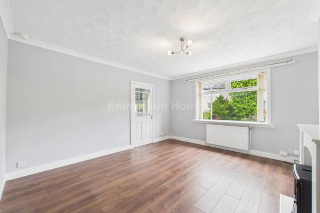 51, Spruce Avenue, Johnstone photo 3