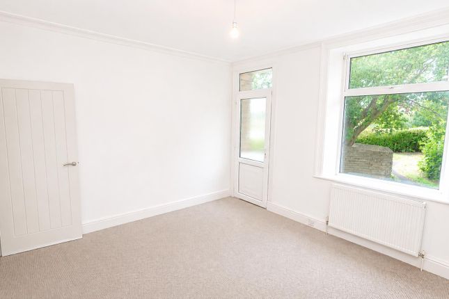 150, Bolton Lane, Bradford photo 3