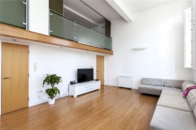 Flat 11, 1, Reed Place, London photo 4