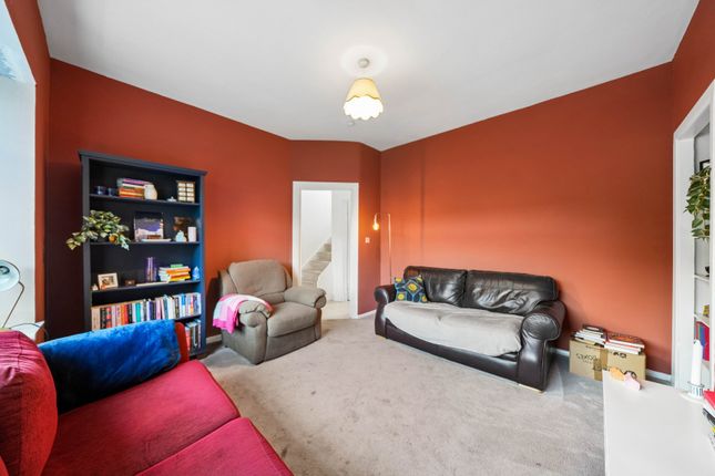 109, Orchard Park Avenue, Giffnock photo 4