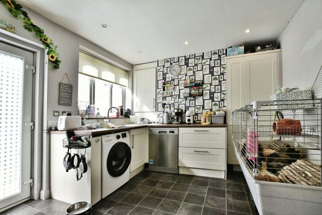 88, Altrincham photo 4