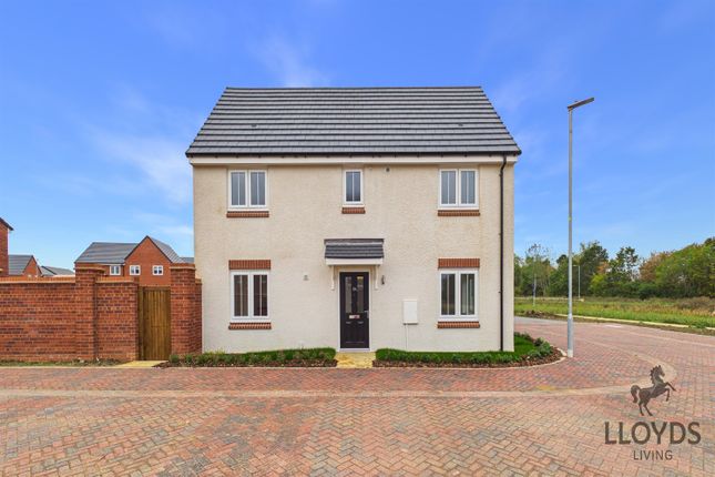 3-bed semi-detached on 30, Webb Close,, Houghton Conquest, Bedford, £101,250