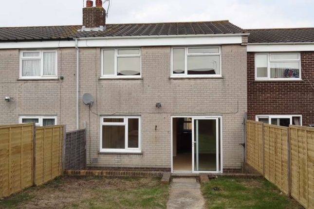 84, Linden Close, Eastbourne photo 3