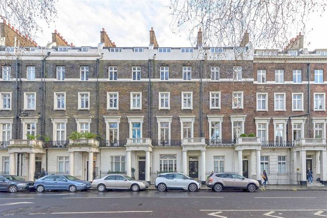 Thumbnail Flat for sale in Sussex Gardens, London