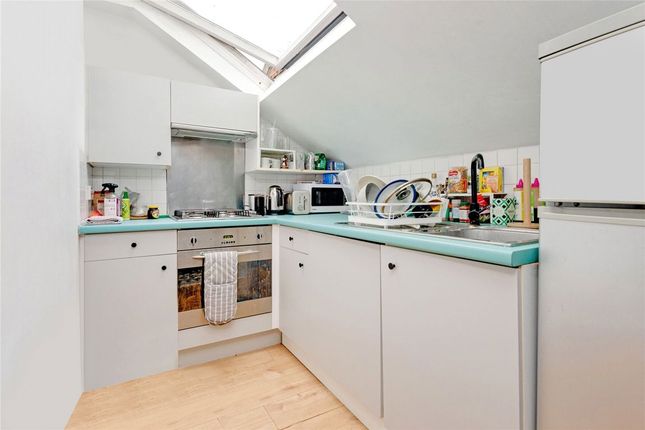 Flat 6, 87, Brondesbury Road, London photo 4