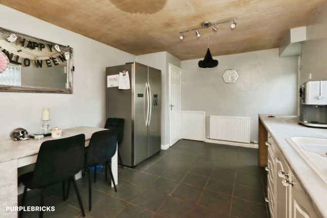 Woodlands Way, Denaby Main photo 3