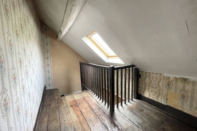 Riverside House,, 5 Bedroom House Plus Self Contained Flat And Retail Space, Welshpool photo 4