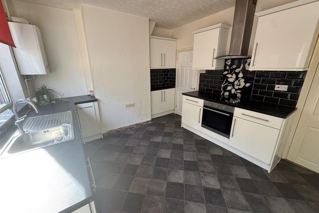 50, George Street, Alfreton photo 3