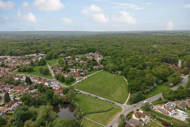66D, Bracken Path, Epsom photo 2