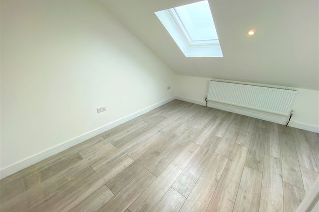 South Street, Romford photo 5