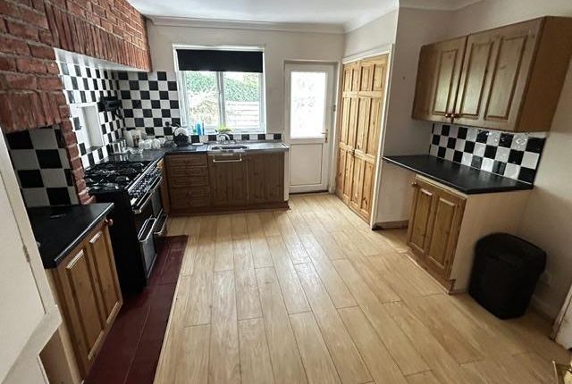 Chevara, Dale Road, Doncaster photo 4