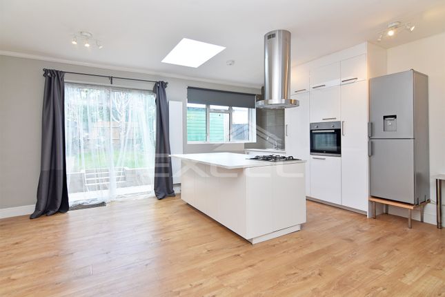 Kitchen (1)