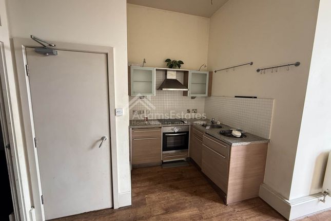 2-bed flat on 33, Sprinkwell Mills, Dewsbury, £55,000