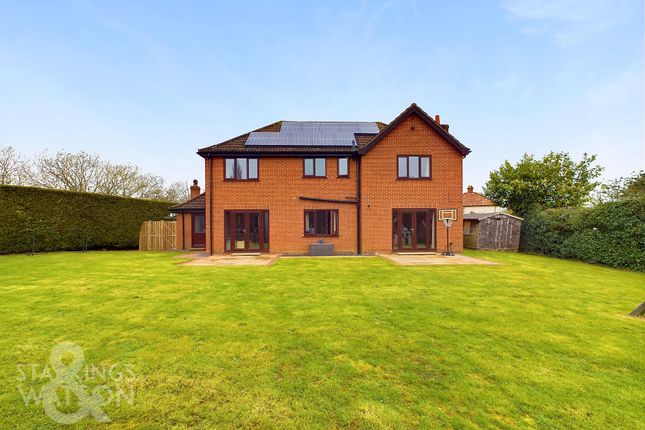 Thumbnail Detached house for sale in Shack Lane, Blofield, Norwich