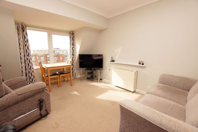 51, Hometide House, Lee-On-The-Solent photo 2