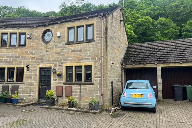 Thumbnail Town house for sale in River Holme View, Brockholes, Holmfirth