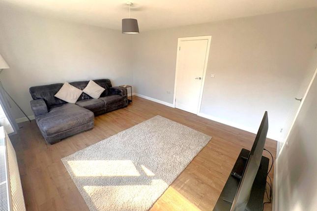 7, Dixon Walk, Corby photo 4