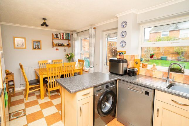 9, Jupiter Drive, Leighton Buzzard photo 3