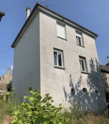 Detached house for sale in Ambrieres-Les-Vallees, Pays-De-La-Loire, 53300, France