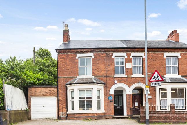 Thumbnail Shared accommodation to rent in Queens Road, Beeston