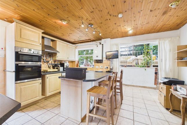 4, Wintles Close, Mitcheldean photo 3