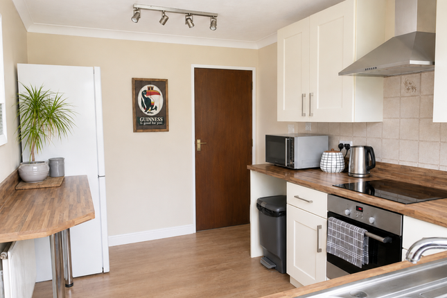 6, Jesop Close, Gillingham photo 4
