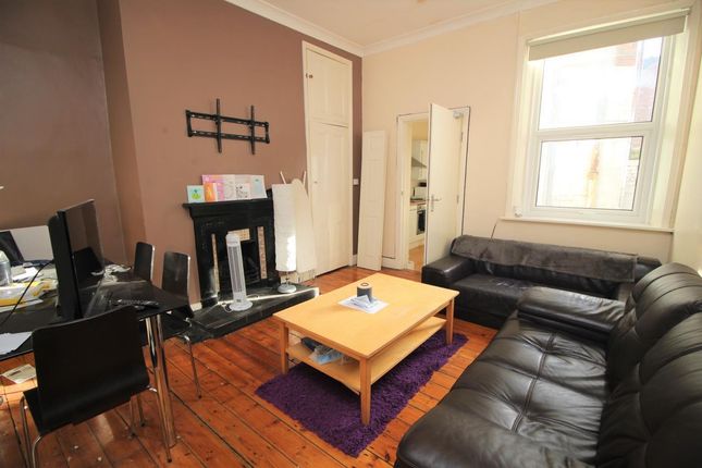 Flat to rent in Shortridge Terrace, Jesmond, Newcastle Upon Tyne