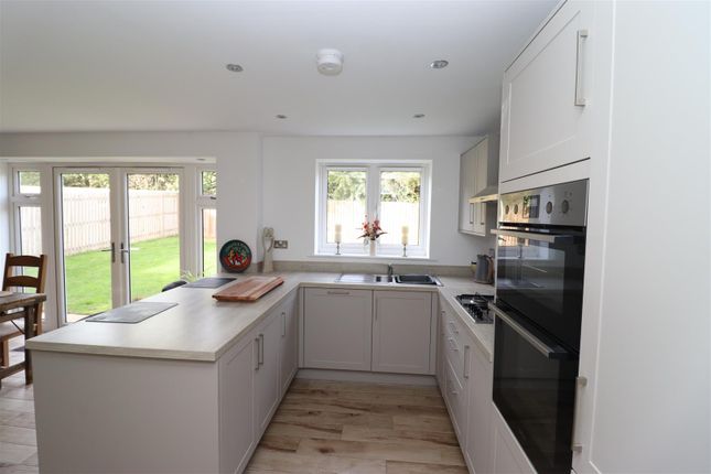 Geldart Avenue, South Cave photo 2