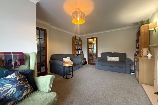 4, Bramber Way, Stourbridge photo 3