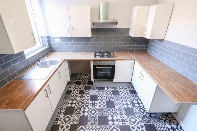Terraced house to rent in Silverton Road, Foleshill, Coventry