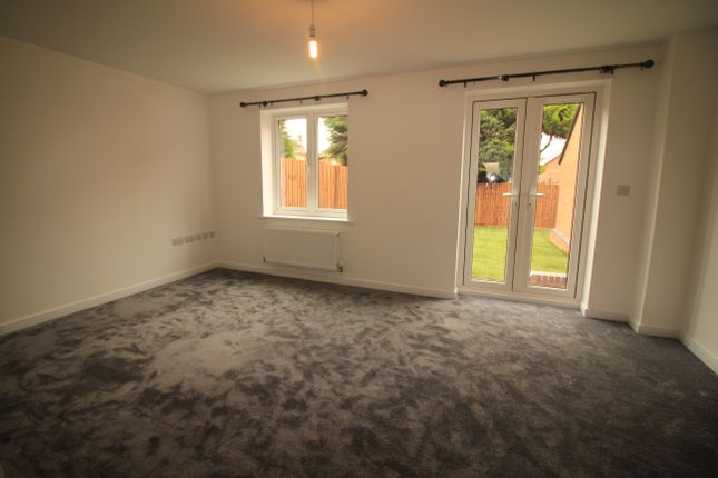 28, Nottingham photo 2