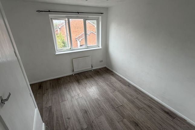 Chatsworth Road, Dartford photo 4