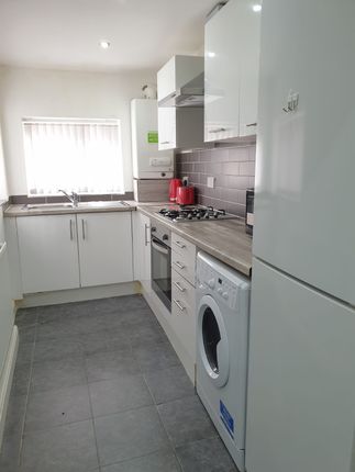 Terraced house to rent in Letchworth Street, Manchester