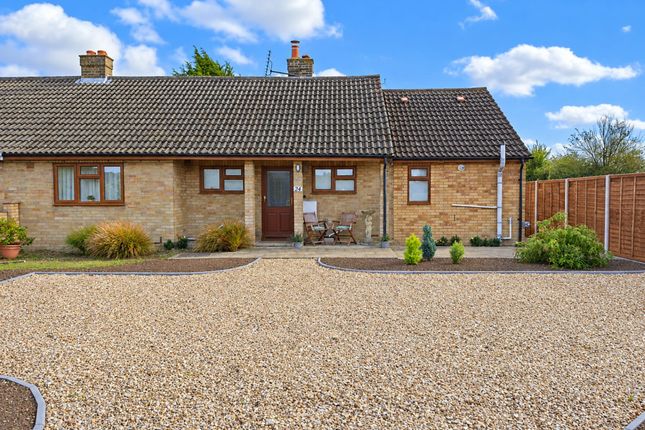 2-bed bungalow on 24 Pear Tree Close, Huntingdon, £350,000
