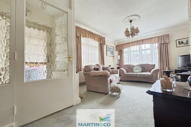 7, Scholey Avenue, Worksop photo 3
