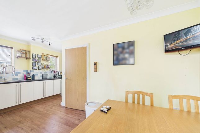 27, Golitha Rise, Liskeard photo 3