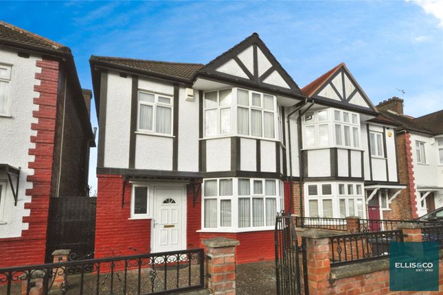 3-bed house on 9, Wentworth Avenue, Finchley, £885,000