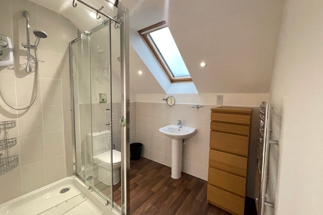 26, Colbrand Grove, Birmingham photo 5