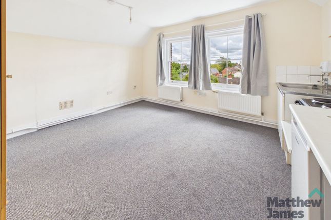 Flat 12, 26 Wellesley Road, Colchester, Colchester photo 3
