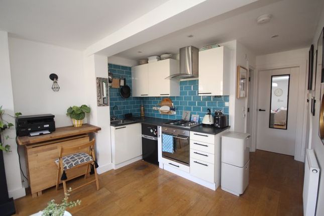 Ground Floor Flat, 25 George Street, Tunbridge Wells photo 3