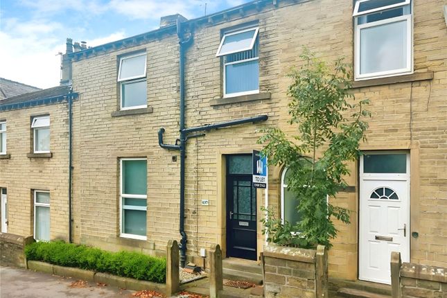 Thumbnail Room to rent in Trinity Street, Huddersfield, West Yorkshire
