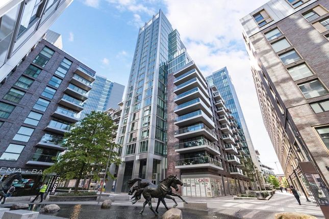 1-bed flat on Neroli House, Goldmans Field, Piazza Walk, London, £3,367/mo