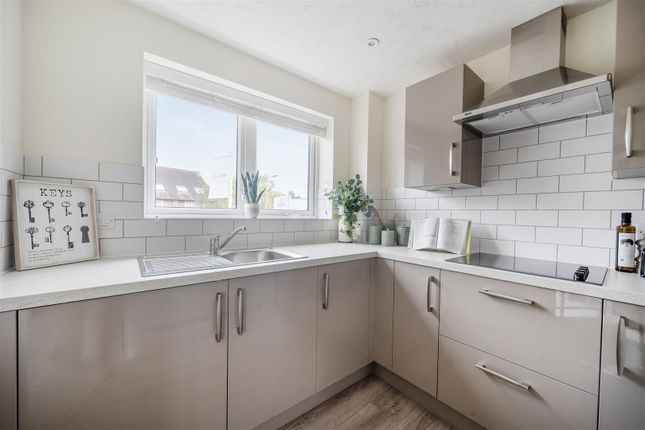 30, Beeches Lodge, Reedham Road, Burnham photo 3
