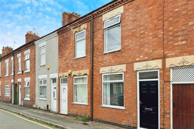 Thumbnail Terraced house for sale in St. Peters Street, Syston, Leicester
