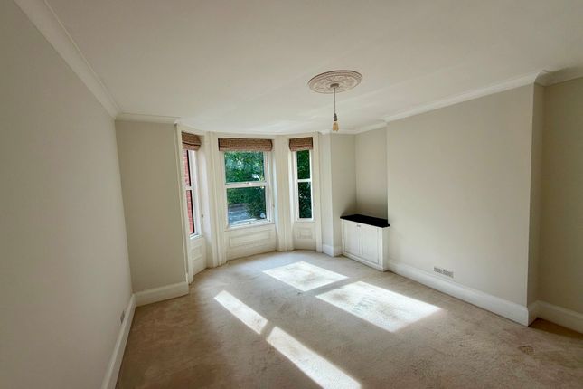 Flat 3, 35 Wellington Road, BOURNEMOUTH photo 4