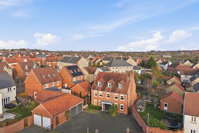 32, Tyler Avenue, Dunmow photo 2