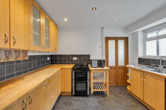 Dyffryn Road, Ebbw Vale photo 4