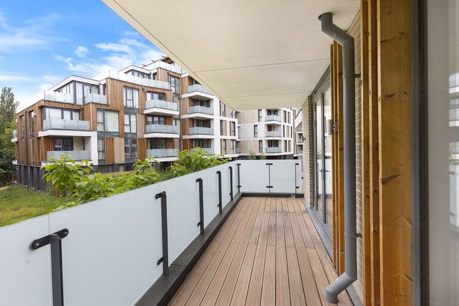 Thumbnail Flat for sale in Sitka House, 20 Quebec Way, London