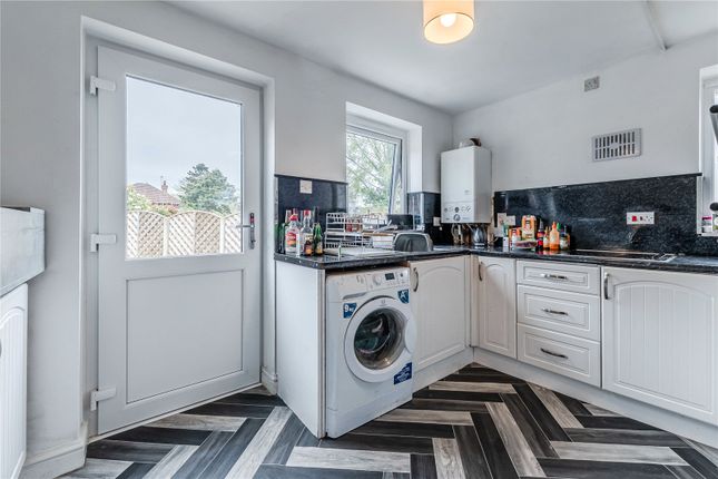 12, Lea Farm Road, Leeds photo 3